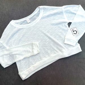 NWT style five long sleeve white shirt